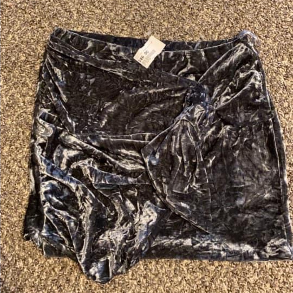 Crushed velvet skirt